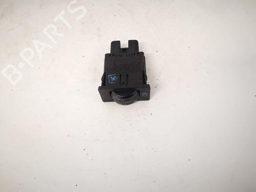 Used Switch Switch TOYOTA COROLLA Saloon (_E12_) 1.4 VVT-i (ZZE120_, ZZE120R) (97 hp) 35423657 35423657