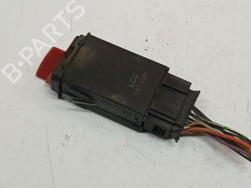 Warning switch AUDI A6 C5 (4B2, 4B4) 1.8 T | BP38975661I22 - Image 4