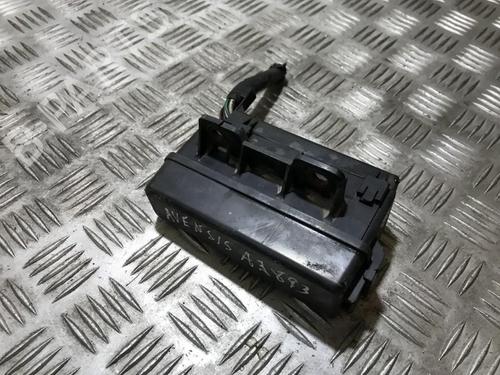 Used Fuse box Fuse box 33498894 33498894