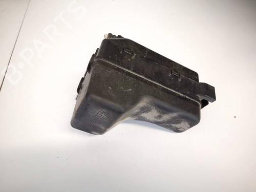 Used Fuse box Fuse box TOYOTA COROLLA Verso (ZER_, ZZE12_, R1_) 2.2 D-4D (AUR10_, AUR10R) (177 hp) 32562810 32562810