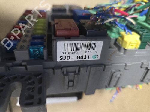 Fuse box HONDA FR-V (BE) 1.8 (BE1) | BP32576896E1 