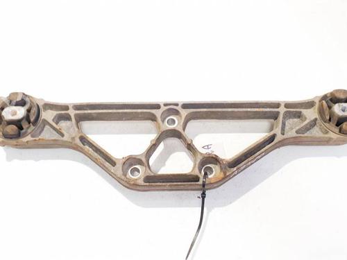 Used Engine mount VW PHAETON (3D1, 3D2, 3D3, 3D4, 3D6, 3D7, 3D8, 3D9) 3.0 V6 TDI 4motion (240 hp) 32959862