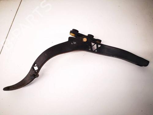 pedal-hyundai-santa-fe-i-sm-2000-2001-2002-2003-2004-2005-2006-34829049 main image