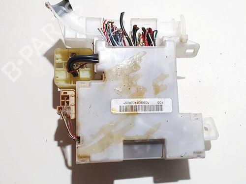 Used Fuse box Fuse box TOYOTA COROLLA Saloon (_E12_) 1.4 VVT-i (ZZE120_, ZZE120R) (97 hp) 33103856 33103856