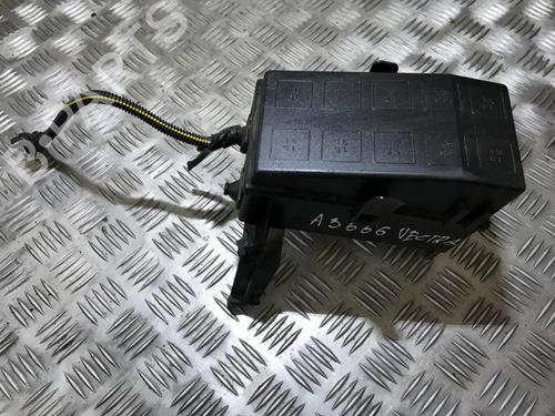 Used Fuse box Fuse box OPEL VECTRA B (J96) 2.0 DI 16V (F19) (82 hp) 33493360 33493360