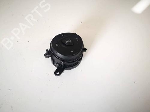 Used Steering wheel controls Steering wheel controls 35216705 35216705
