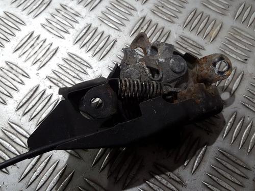 Used Hood lock Hood lock TOYOTA COROLLA Verso (_E12_) 2.0 D-4D (CDE120_, CDE120R) (90 hp) 35696853 35696853