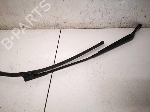 Used Front windshield wiper arm Front windshield wiper arm 37863838 37863838