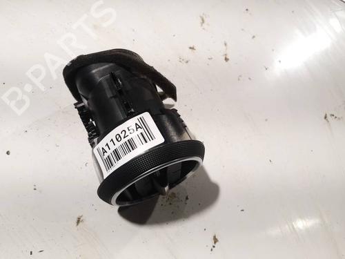 Used Air vent Air vent AUDI A3 (8P1) 2.0 TDI 16V (140 hp) 32539336 32539336