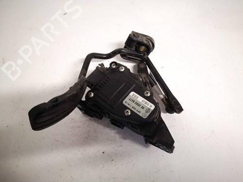 Used Pedal Pedal RENAULT TRAFIC II Bus (JL) 1.9 dCI 100 (JL0C, JL0K) (101 hp) 35162310 35162310