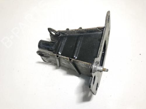 Used Front bumper bracket Front bumper bracket 36830764 36830764