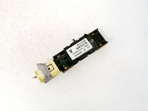 BP32589768M83 main image