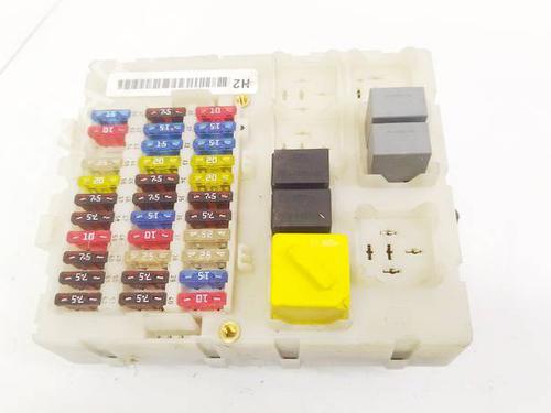 Used Fuse box Fuse box VOLVO S60 I (384) D5 (163 hp) 32626453 32626453
