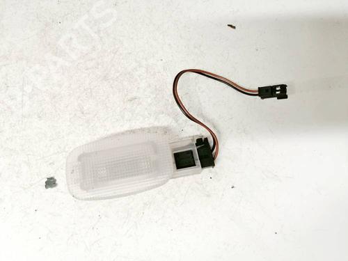 interior-roof-light-renault-megane-iii-hatchback-bz01_-b3_-2008-35154166 main image