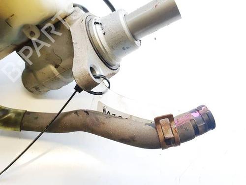 Used Brake master cylinder Brake master cylinder TOYOTA YARIS (_P9_) 1.4 D-4D (NLP90_, NLP90R) (90 hp) 34932174 34932174