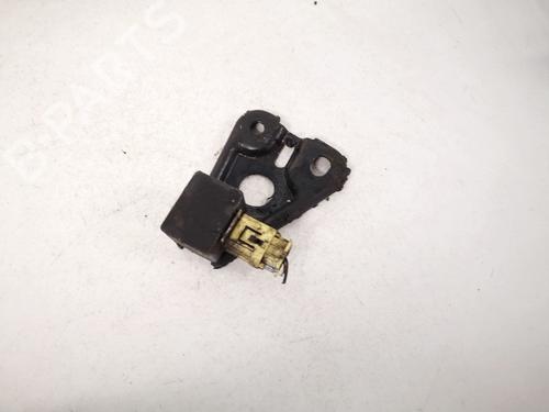 Used Electronic module Electronic module TOYOTA YARIS (_P9_) 1.4 D-4D (NLP90_, NLP90R) (90 hp) 32898572 32898572