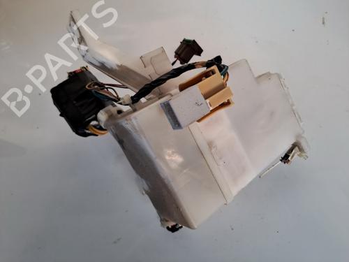 Used Fuse box Fuse box TOYOTA AYGO (_B1_) 1.4 D-4D (WNB10_, WNB10R) (54 hp) 32887314 32887314