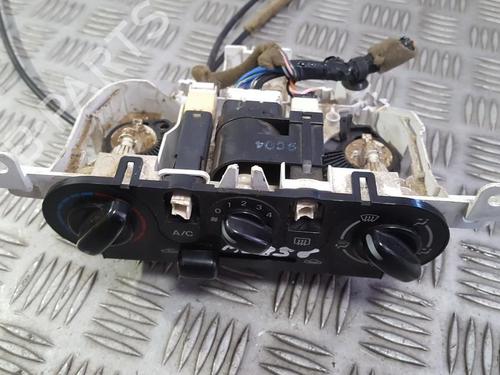 climate-control-mazda-323-f-vi-hatchback-bj-1998-1999-2000-2001-2002-2003-2004-35691849 main image