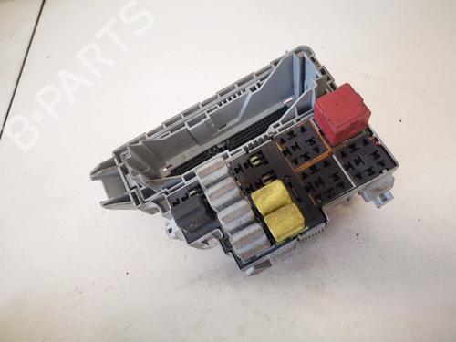 fuse-box-opel-meriva-a-mpv-x03-2003-2004-2005-2006-2007-2008-2009-2010-32903689 main image