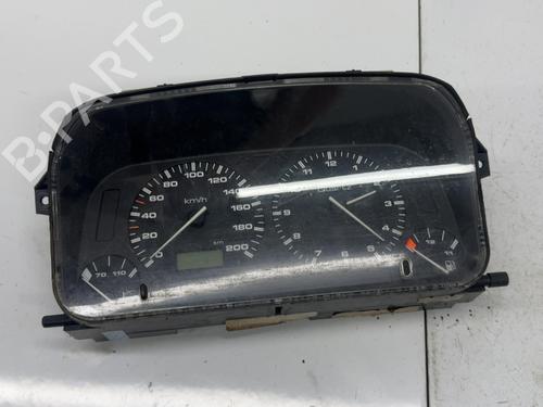 Used Instrument cluster Instrument cluster VW CADDY II MPV (9K9B) 1.9 D (64 hp) 39702055 39702055