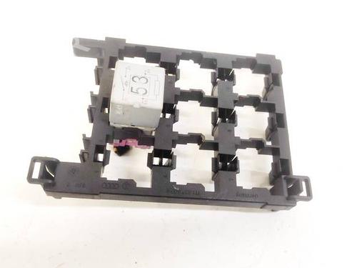 Used Fuse box VW TOURAN (1T1, 1T2) 2.0 FSI (150 hp) 32627463
