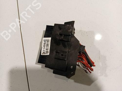 Fuse box OPEL MERIVA A MPV (X03) 1.6 16V (E75) | BP37085031E1 - Image 4
