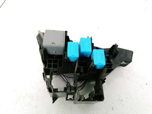 Used Fuse box Fuse box TOYOTA HILUX VIII Pickup (_N1_) 2.4 D (GUN112_, GUN122_, GUN135_, GUN120_, GUN135R,... (150 hp) 32908248 32908248