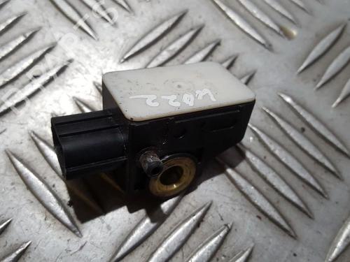 Used Electronic module Electronic module HONDA CIVIC VIII Hatchback (FN, FK) 2.2 CTDi (FK3) (140 hp) 33502117 33502117