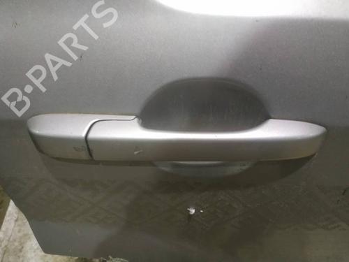 front-right-exterior-door-handle-honda-cr-v-ii-rd_-2001-2002-2003-2004-2005-2006-2007-34774070 main image