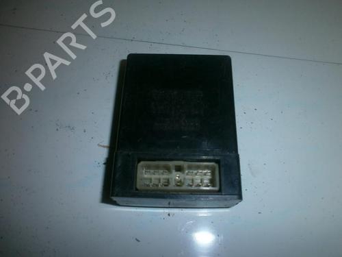 Used Electronic module Electronic module TOYOTA YARIS (_P1_) 1.0 (SCP10_, SCP10R) (68 hp) 33485627 33485627
