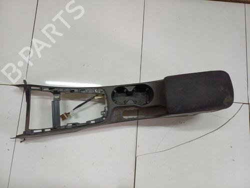 Used Armrest / Center console Armrest / Center console 39391977 39391977