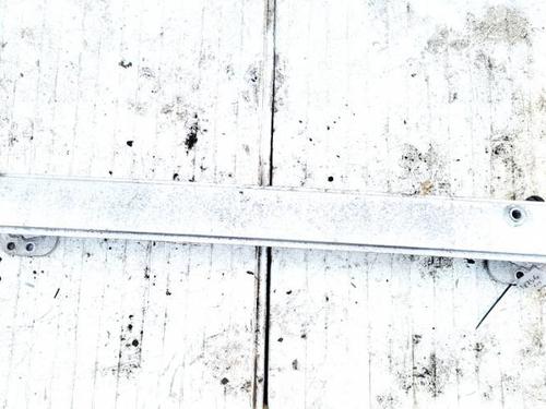 Used Front bumper reinforcement Front bumper reinforcement 35292606 35292606