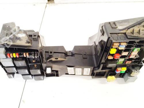 Used Fuse box Fuse box 38629168 38629168