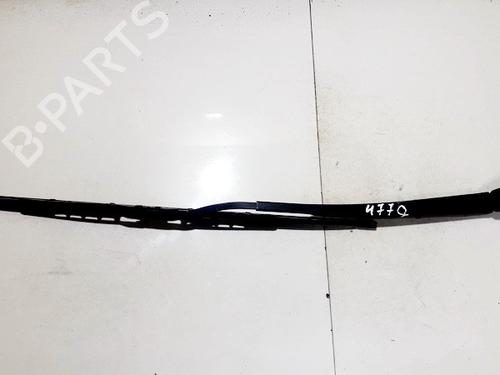 Used Front windshield wiper arm Front windshield wiper arm TOYOTA YARIS (_P9_) 1.4 D-4D (NLP90_, NLP90R) (90 hp) 33515230 33515230