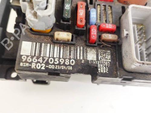 Fuse box CITROËN C5 III (RD_) 1.6 HDi 110 (RD9HL0, RD9HR8, RD9HRA) | BP32934066E1 - Image 2