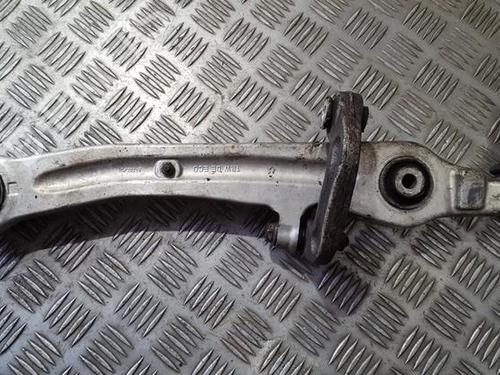 Used Left rear steering knuckle Left rear steering knuckle 35693744 35693744