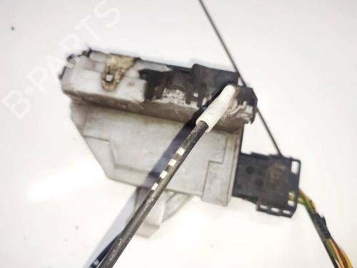 Fechadura trás esquerda Fechadura trás esquerda 35032922 35032922