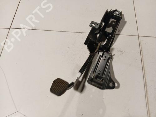 Pedal Pedal VOLVO S40 II (544) 2.4 (140 hp) 34910322 34910322