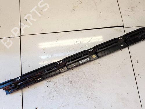 Støtte Støtte BMW 5 (F10) 535 i (326 hp) 37433710 37433710