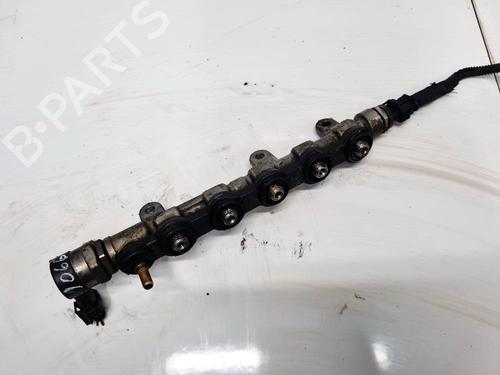Used Injection rail Injection rail 34824298 34824298