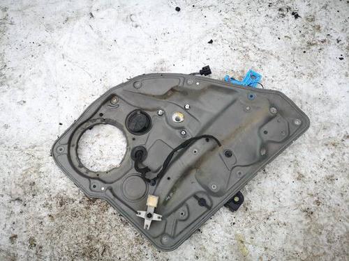 Used Rear left window mechanism Rear left window mechanism VW BORA I (1J2) 1.9 TDI (130 hp) 40028665 40028665
