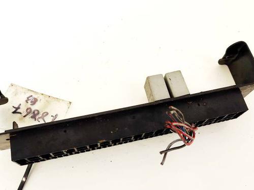 Used Fuse box Fuse box VW CRAFTER 30-35 Bus (2E_) 2.5 TDI (109 hp) 32933487 32933487