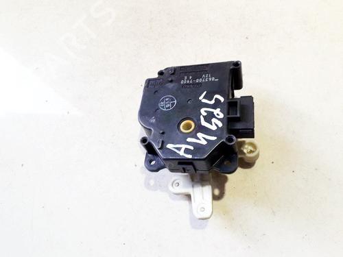 Used Electronic module Electronic module TOYOTA YARIS (_P1_) 1.4 D-4D (NLP10_, NLP10R) (75 hp) 33511835 33511835