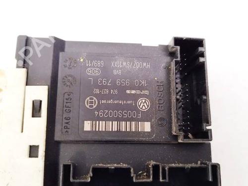 Left front window motor VW PASSAT B7 (362) 1.6 TDI | BP34892481E21 - Image 2