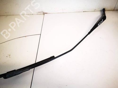 Used Front windshield wiper arm Front windshield wiper arm 32583051 32583051