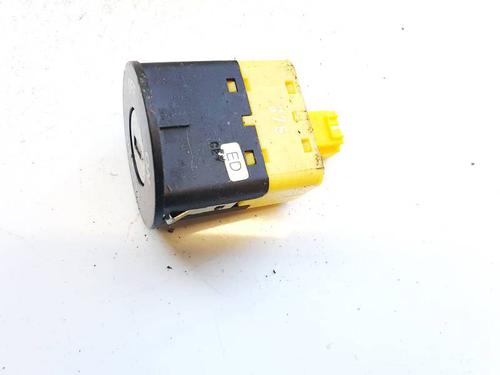 Switch KIA CEE'D Hatchback (ED) 1.6 CRDi 115 | BP32603401I30