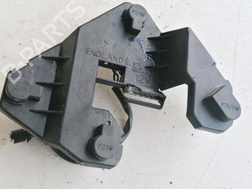 lamp-holder-audi-a4-b5-8d2-1994-1995-1996-1997-1998-1999-2000-2001-35595691 main image