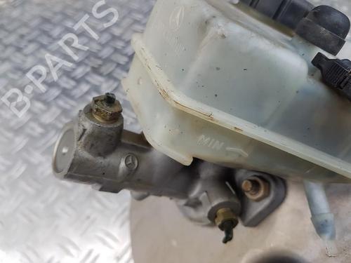 Used Brake master cylinder Brake master cylinder MERCEDES-BENZ E-CLASS (W210) E 300 D (210.020) (136 hp) 35667474 35667474
