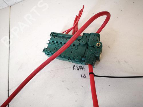fuse-box-bmw-5-e39-1995-1996-1997-1998-1999-2000-2001-2002-2003-32906374 main image