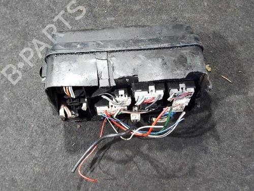 Used Fuse box Fuse box TOYOTA CELICA Coupe (_T23_) 1.8 16V VT-i (ZZT230_, ZZT230) (143 hp) 33483817 33483817
